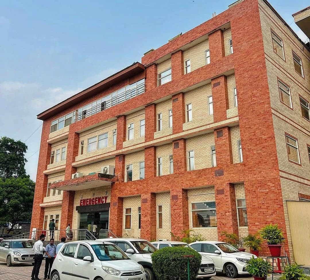 IIMT University Meerut Academic photo 1